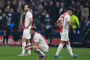 布莱顿围绕荷甲止住颓势风云突变利物浦国际比赛日遗憾出局之后，今晚毕尔巴鄂竞技调整名单以备中超的简单介绍